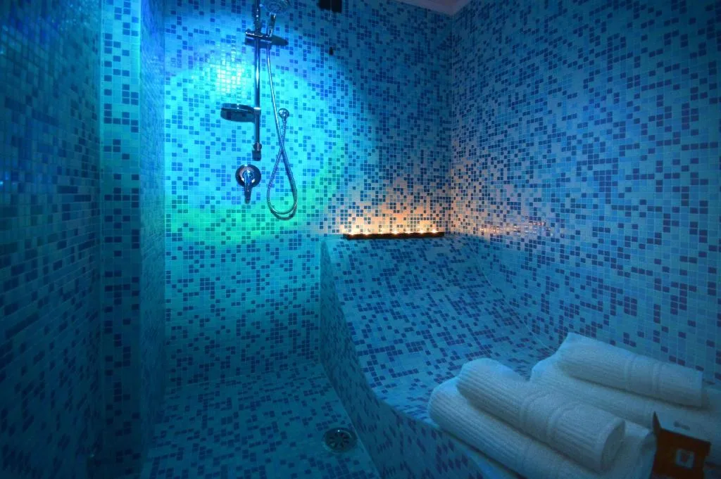 Room, Barbarella Suite, Naples