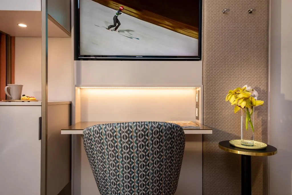 Double or Twin DELUXE Room, Leonardo Boutique Hotel Rome Termini, Rome
