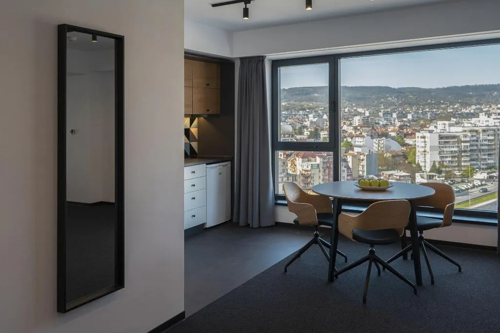 Room, Campus 90, Varna