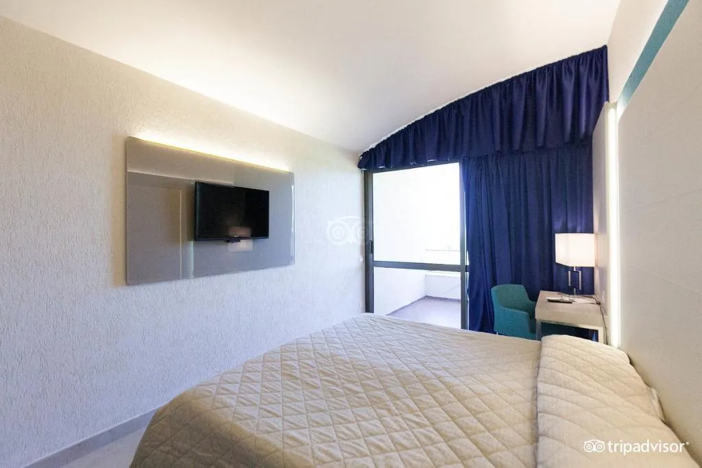 Room, MClub Alicudi, Catania
