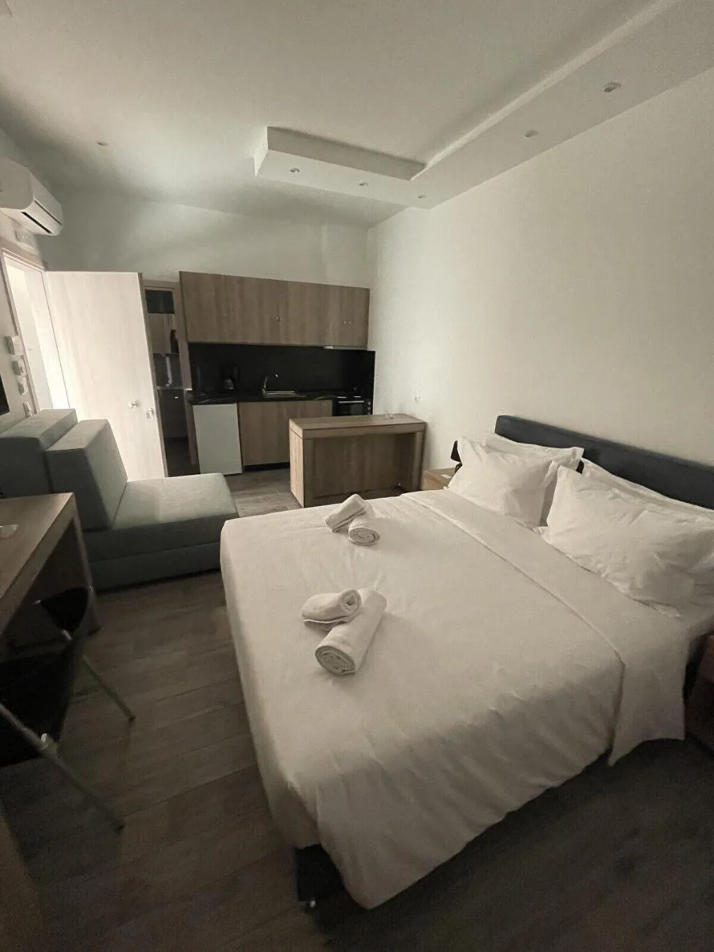 Room, Eantos Studios And Suites, Halkidiki