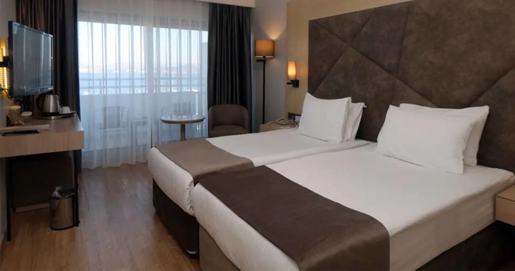 DOUBLE SINGLE USE SUPERIOR SEA VIEW Room, Altin Yunus Resort & Thermal Hotel, Izmir