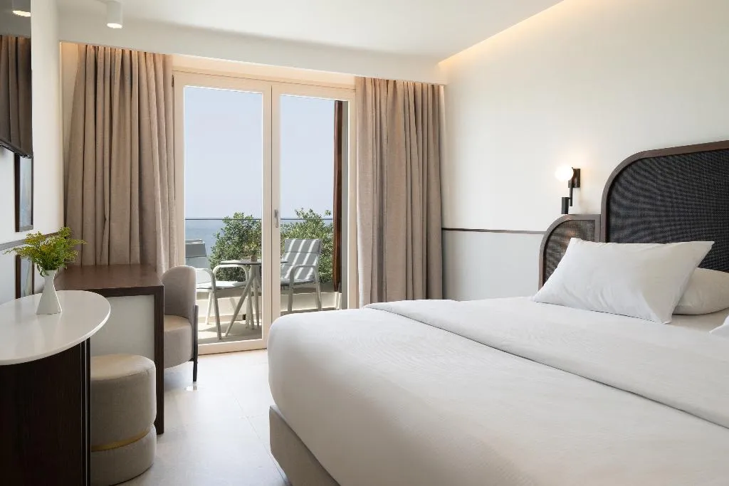 BUNGALOW SEA VIEW Room, Iberostar Selection Creta Marine, Crete
