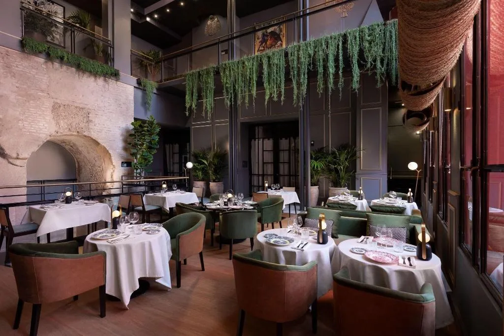 Restaurant, Los Seises By Fontecruz, Seville