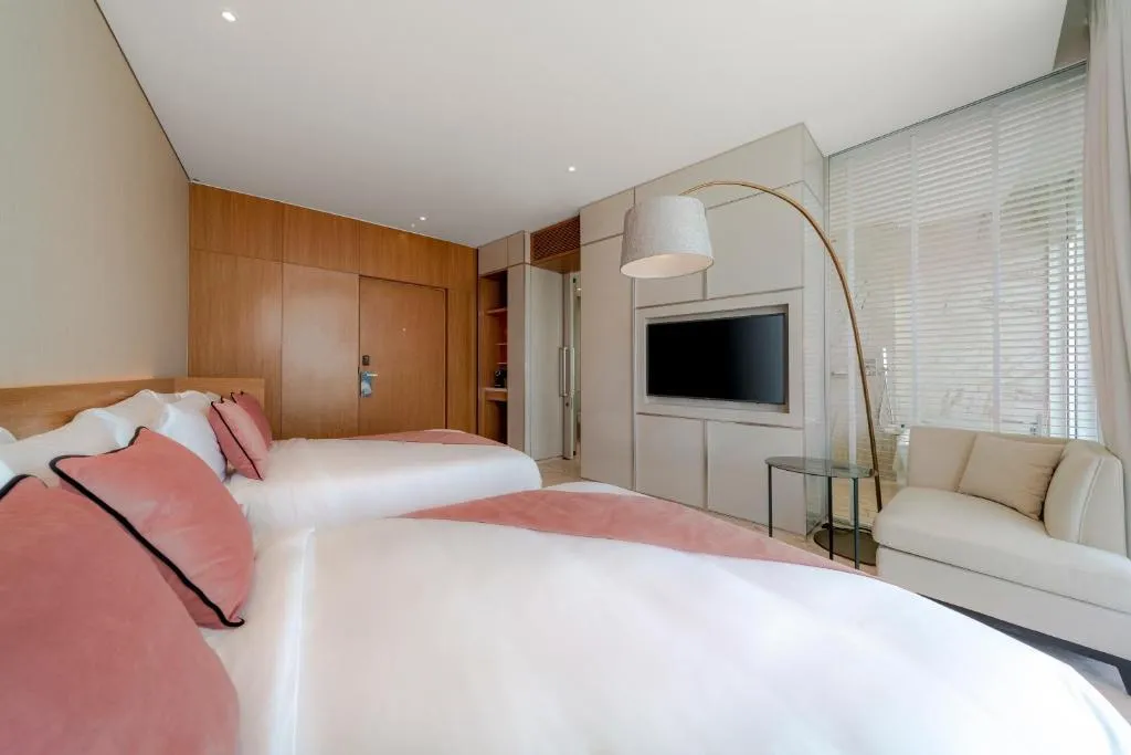DOUBLE SUPERIOR Room, Five Jumeirah Village, Dubai