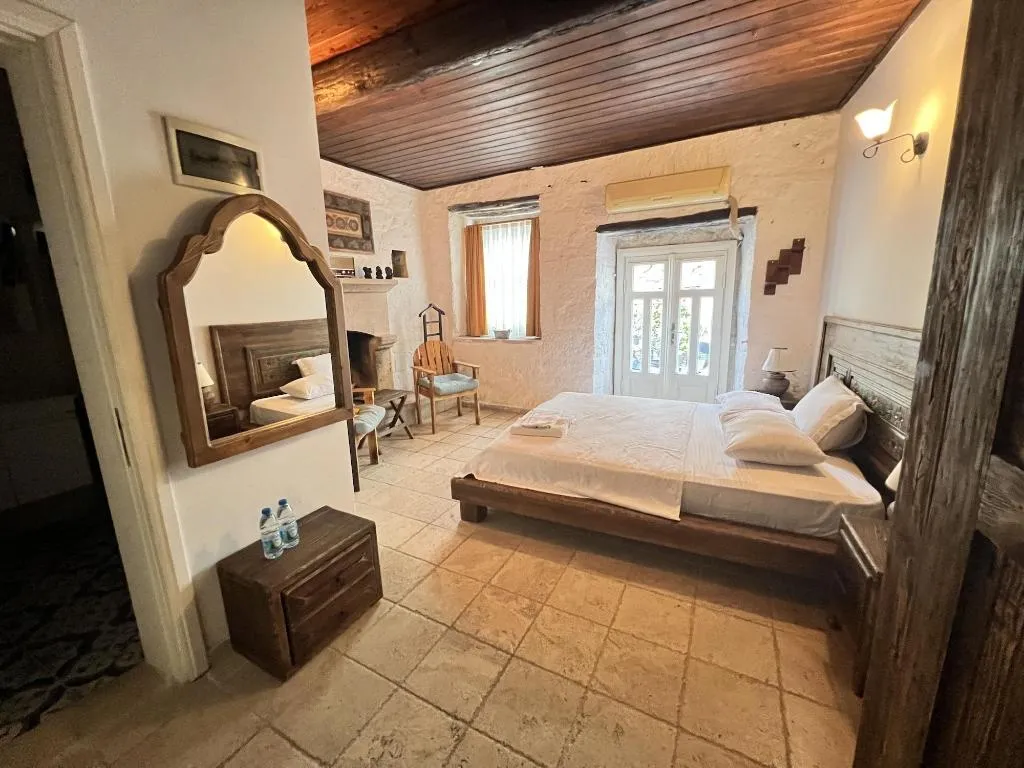 Room, Tashmahal, Izmir