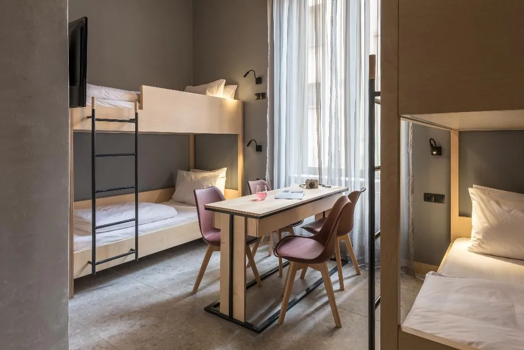 QUADRUPLE BUNK BED Room, Cohort Koukaki, Athens