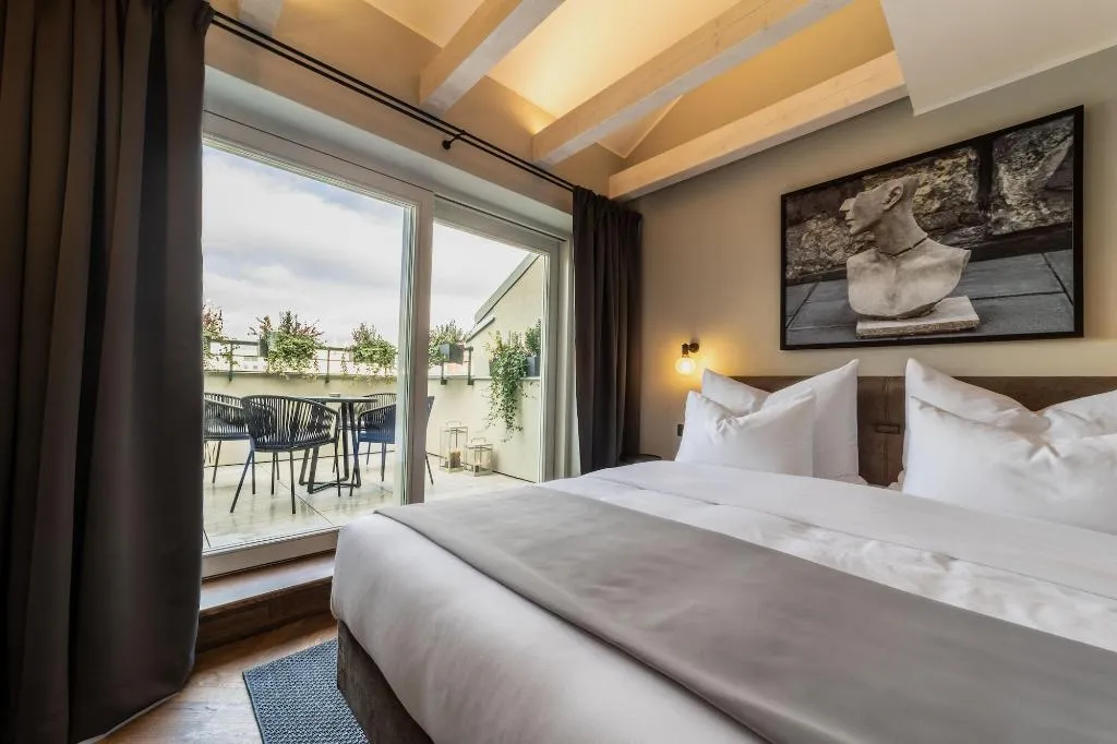 Room, The Viaduct - Suites & More, Prague