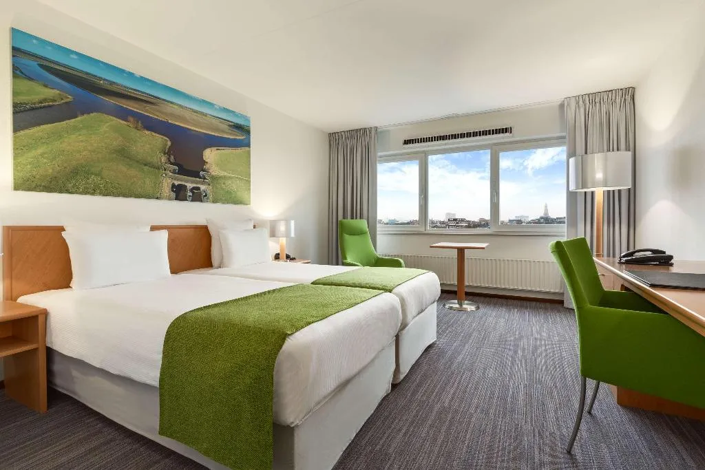 Room, NH Groningen, Amsterdam