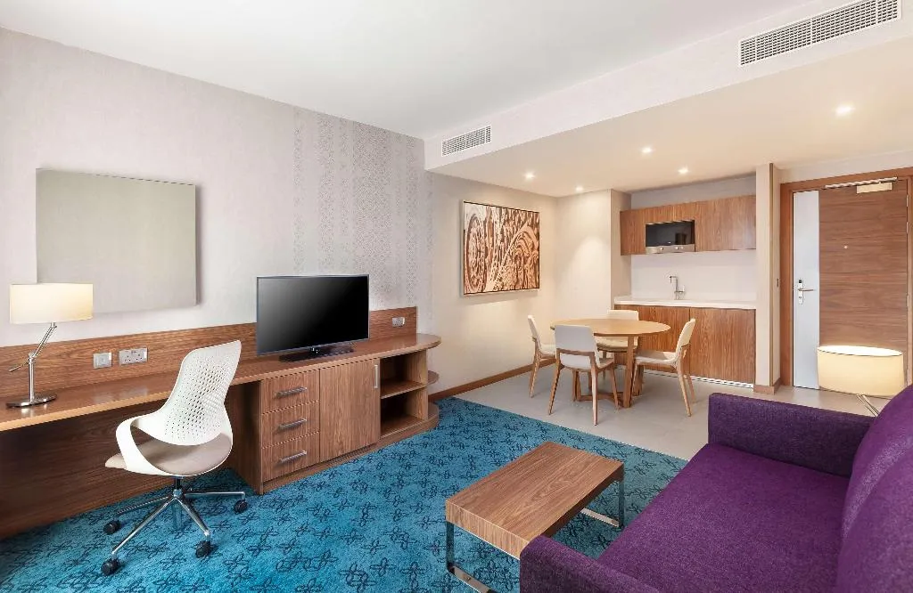 Room, DoubleTree by Hilton Dubai Al Jadaf, Dubai
