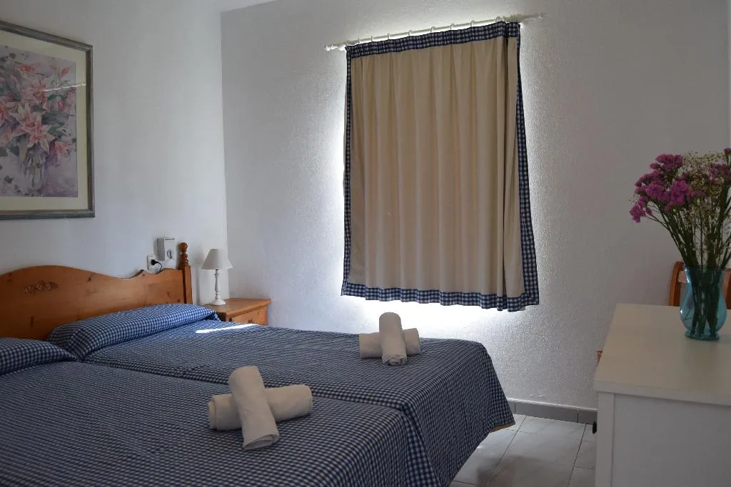 APARTMENT ONE BEDROOM WITH AIR CONDITIONING Room, Las Brisas I & II, Menorca