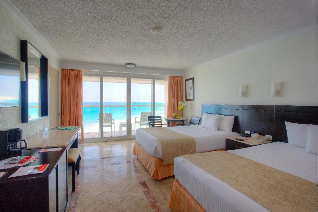 DOUBLE LUXURY OCEAN VIEW Room, Krystal Cancun, Cancun Area