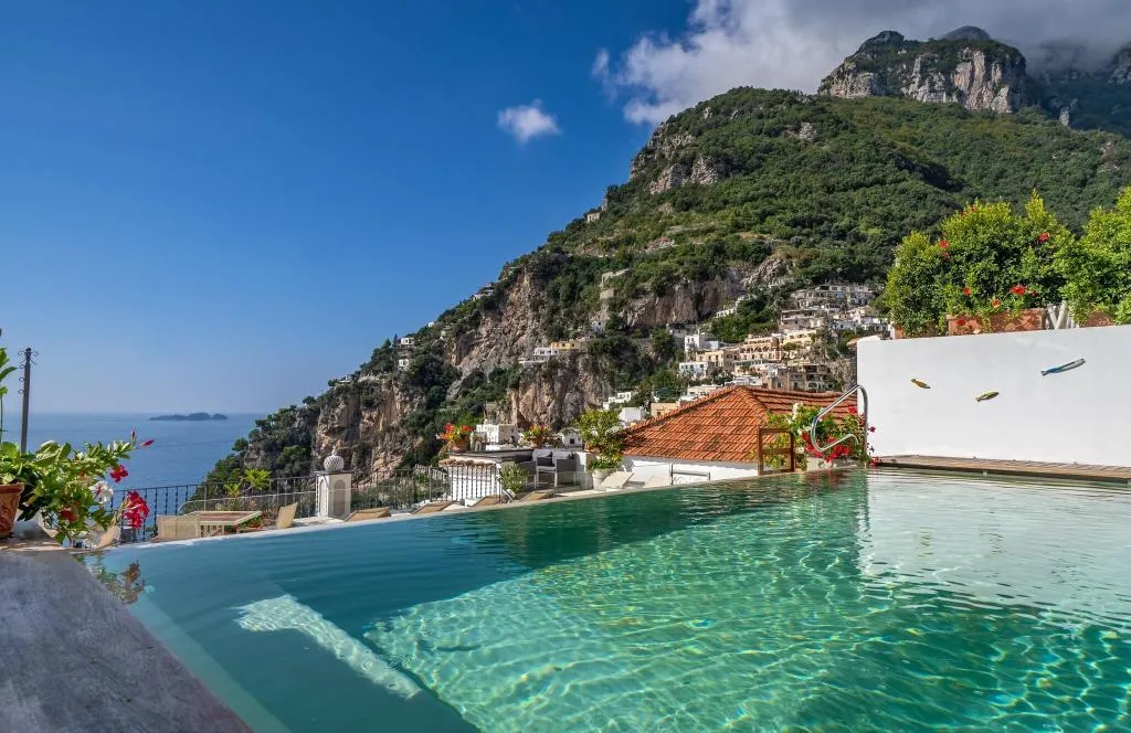 Pool, Punta Regina, Naples
