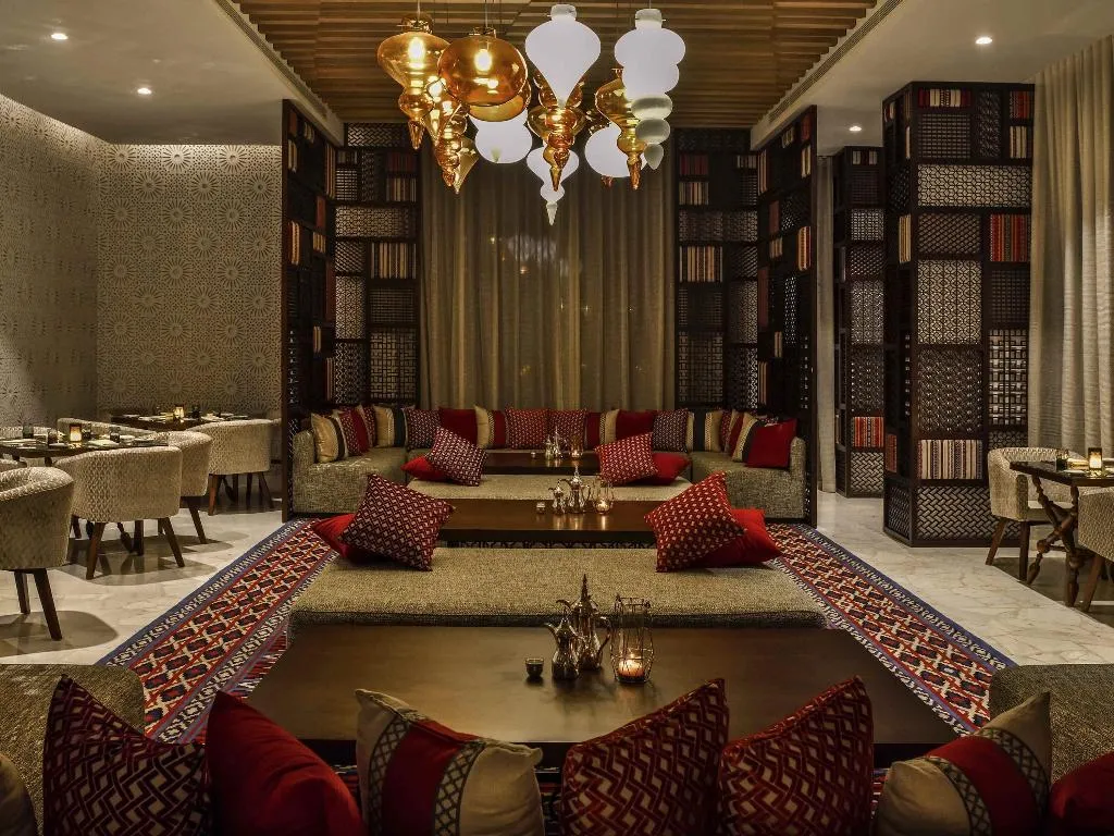 Restaurant, Grand Mercure Dubai City, Dubai