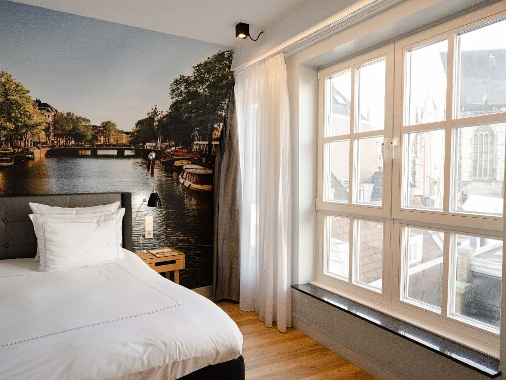 DOUBLE KING SIZE BED Room, Swissotel Amsterdam, Amsterdam