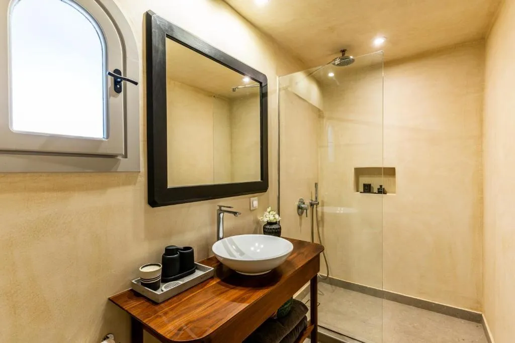 Double or Twin STANDARD Room, Marillia Village, Santorini