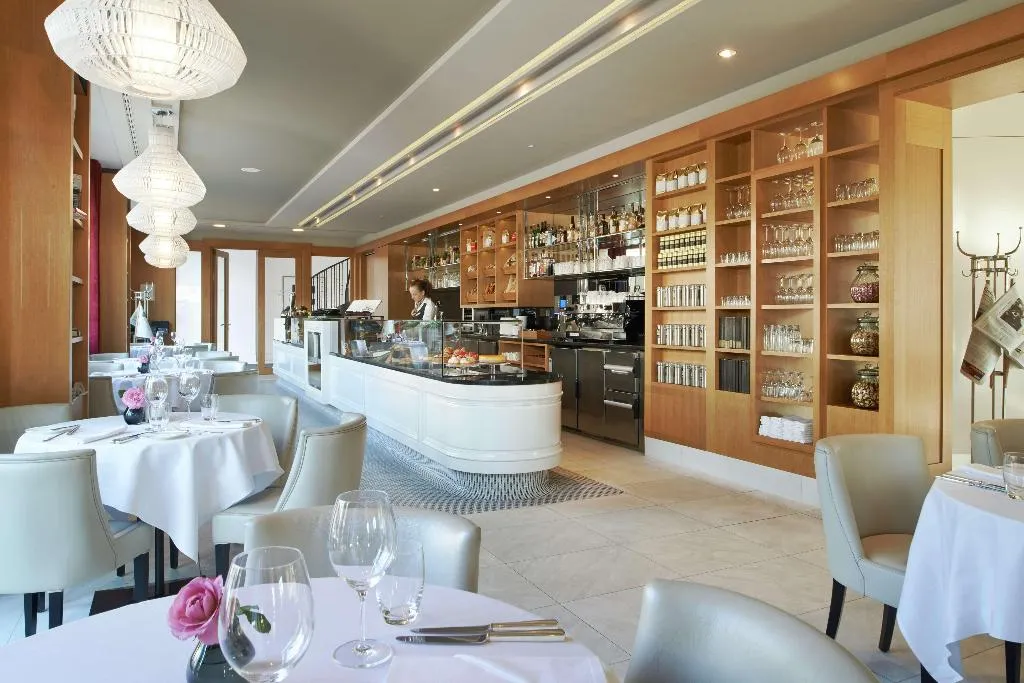 Restaurant, Waldorf Astoria Berlin, Berlin