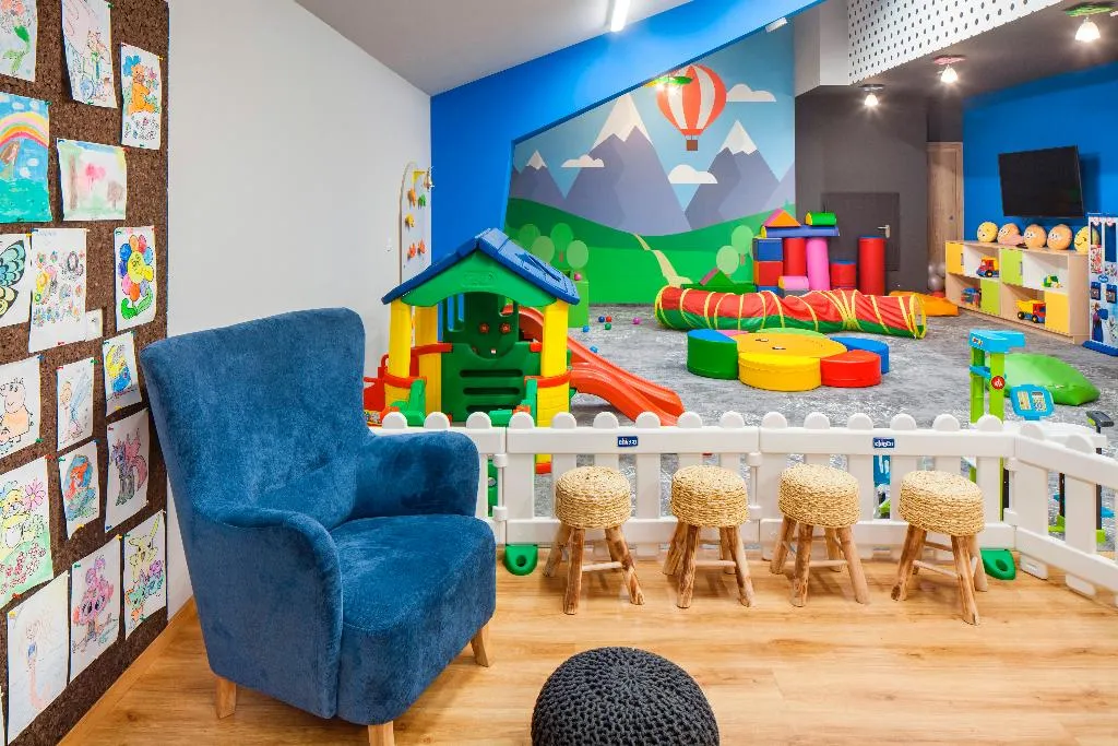 Sports and Entertainment, Hotel Aquarion Family & Friends - Destigo Hotels, Krakow