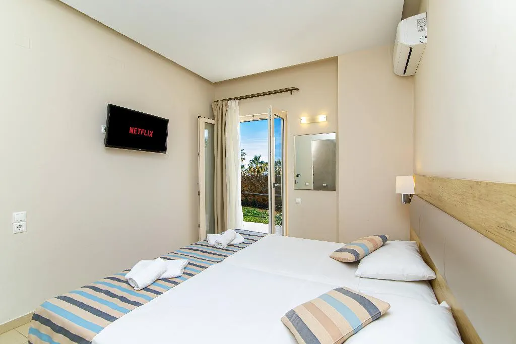 APARTMENT CAPACITY 4 Room, Theo Star Beach Hotel, Crete