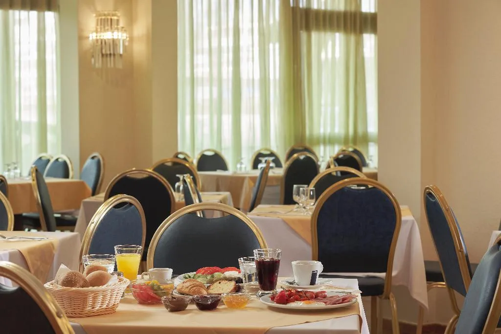 Restaurant, Candia Hotel, Athens