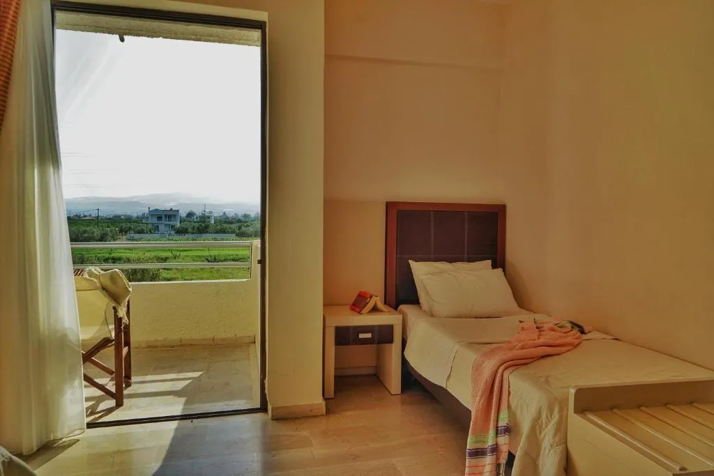 TRIPLE GARDEN VIEW Room, Kokoni Beach Hotel, Kalamata