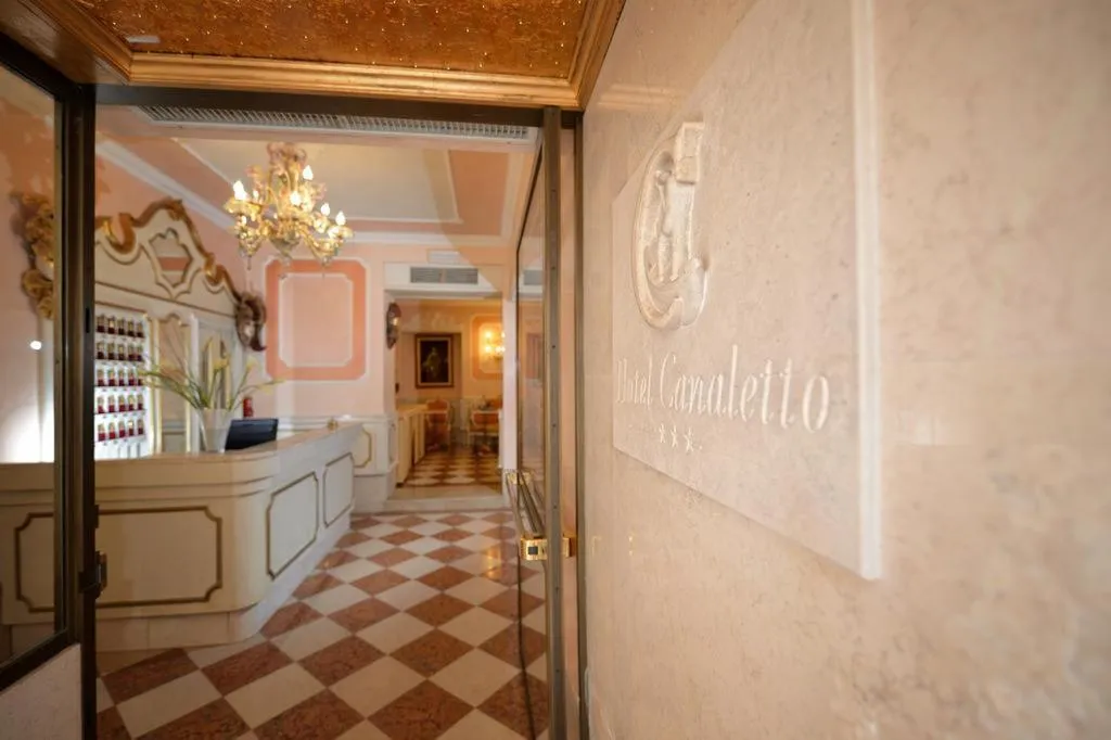 Lobby, Canaletto, Venice