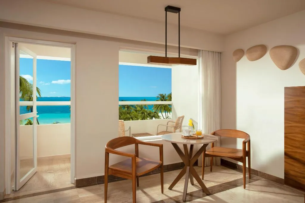 DOUBLE WITH BALCONY Room, Dreams Sands Cancun, Cancun Area