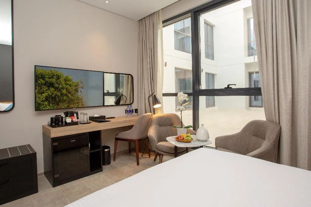 Double or Twin SUPERIOR KING BED Room, Beach Walk Hotel, Dubai