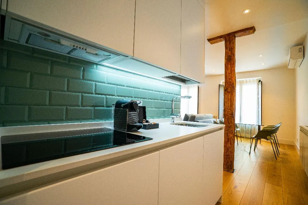 APARTMENT TWO BEDROOMS Room, Smartr Madrid Gran Vía Apartments, Madrid