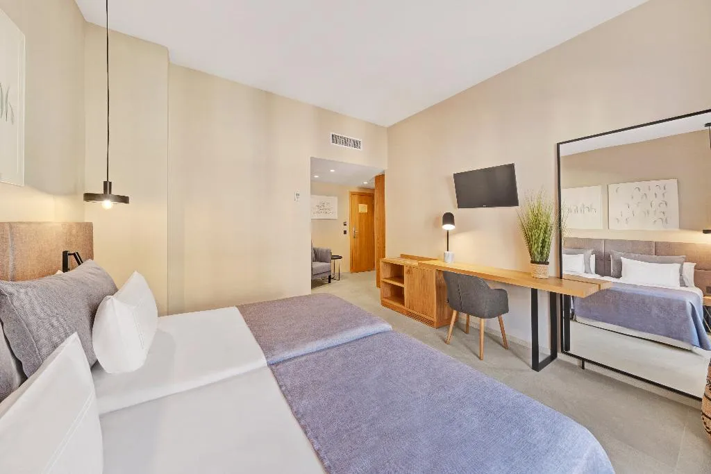 Double or Twin STANDARD Room, Almudaina, Majorca