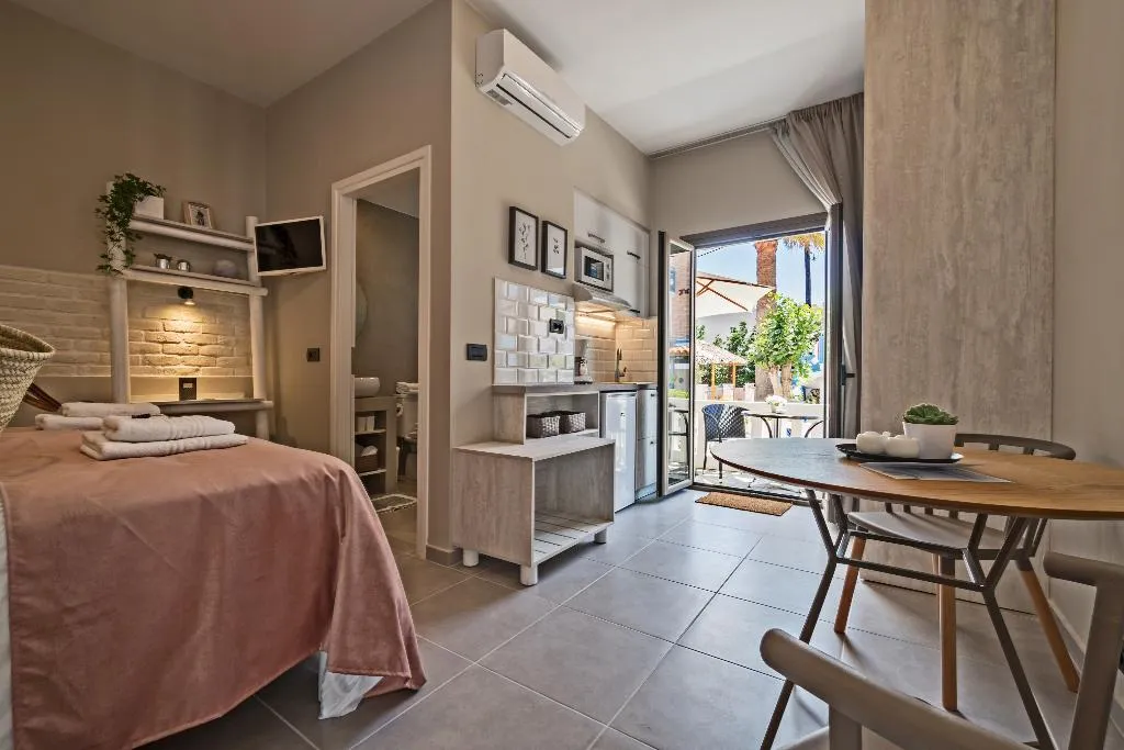 STUDIO DELUXE Room, Sonio Beach, Crete