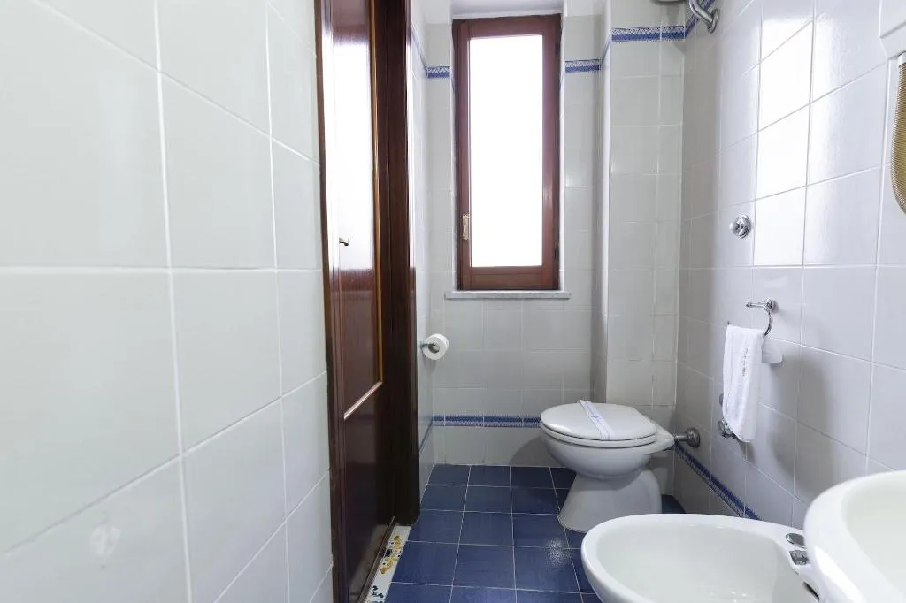Room, Hotel Del Sole, Naples