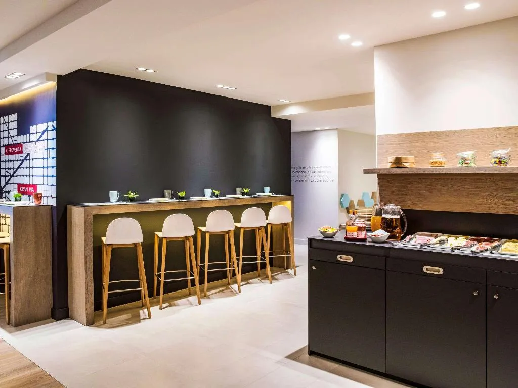 Restaurant, Ibis Styles Barcelona Centre, Barcelona