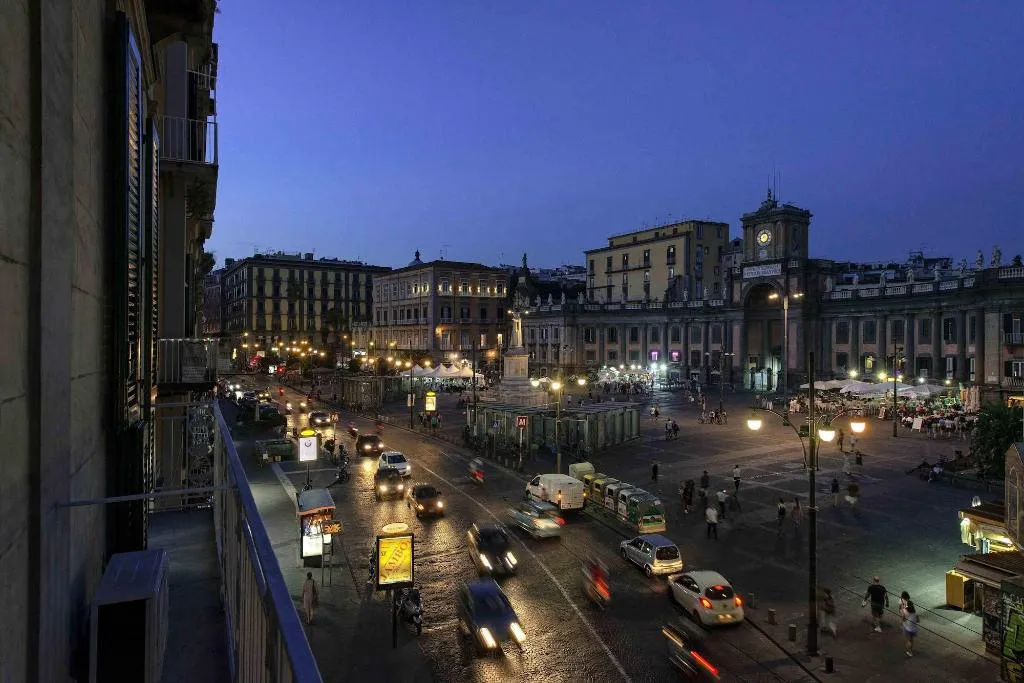 General view, Dante Maison De Luxe, Naples