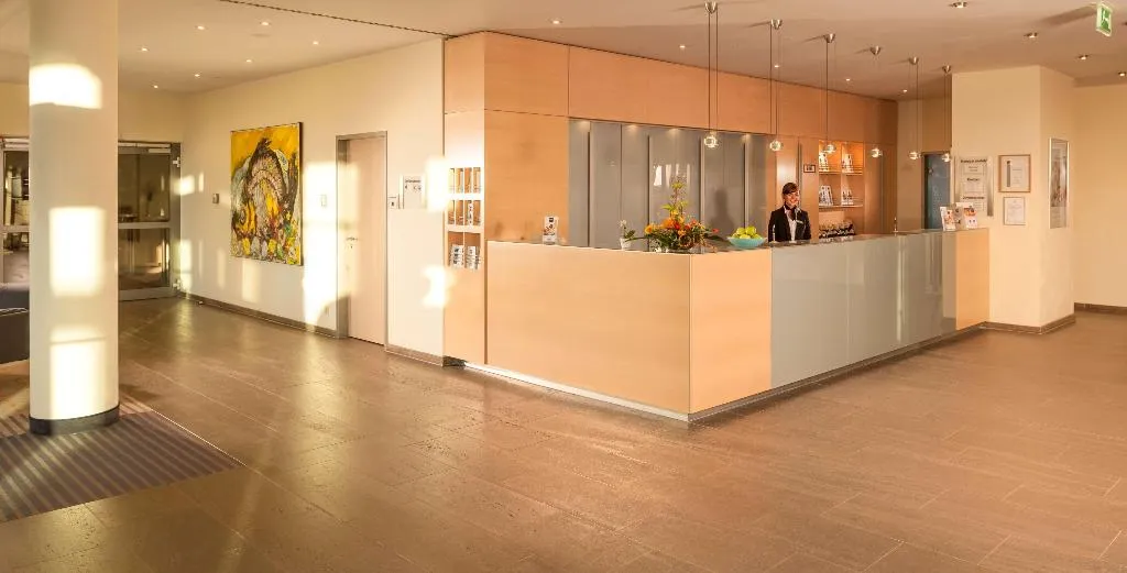 Lobby, Essential by Dorint Berlin-Adlershof, Berlin