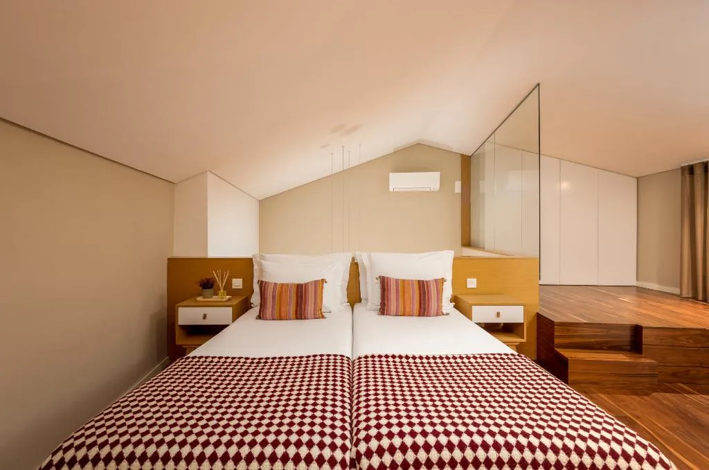 STUDIO DUPLEX Room, Rs Porto Historic Center, Porto