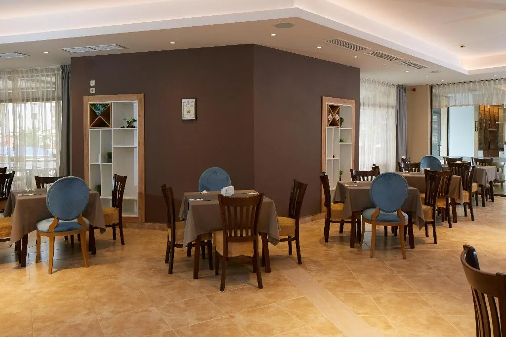Restaurant, Nobel Ultra All Inclusive - Free Beach Access, Bourgas