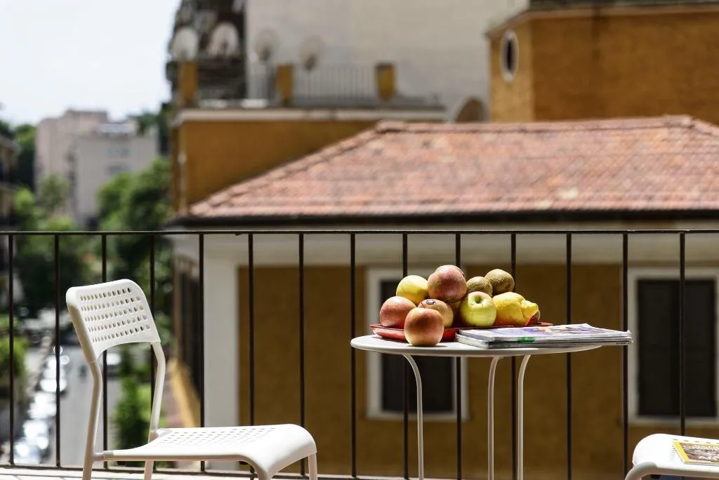 Room, Style House, Rome