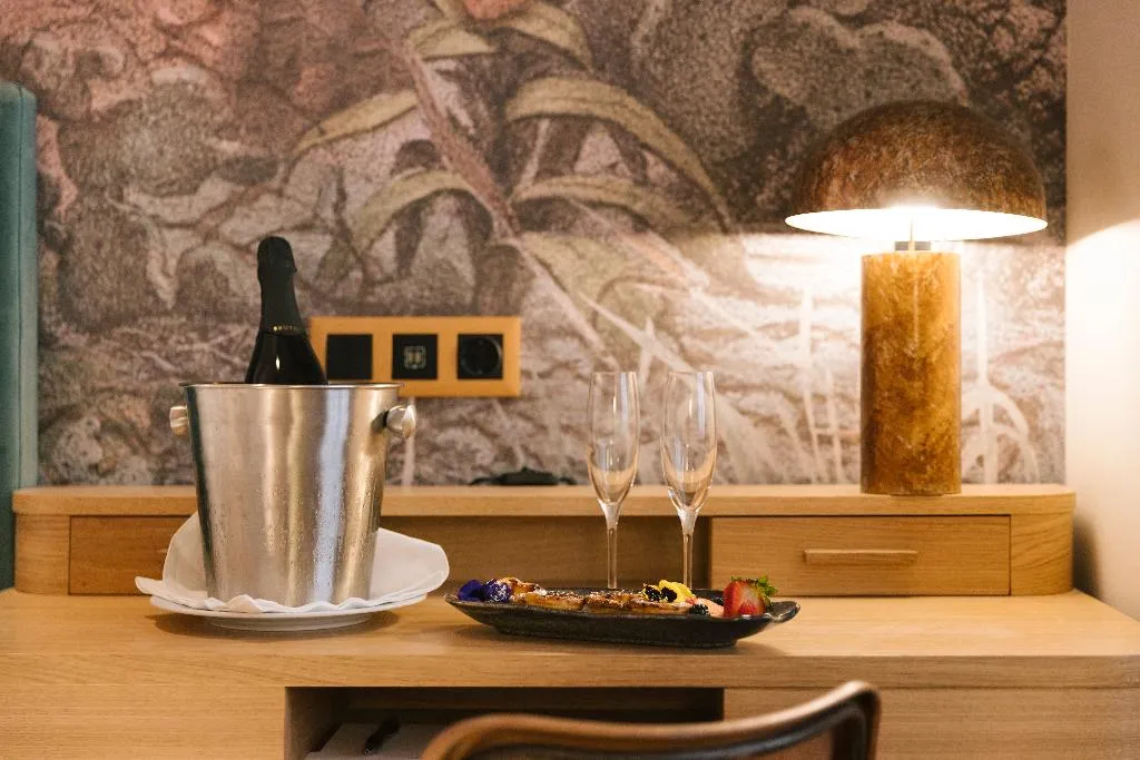 DOUBLE SUPERIOR Room, Pestana Rua Augusta Historic Downtown Hotel, Lisbon