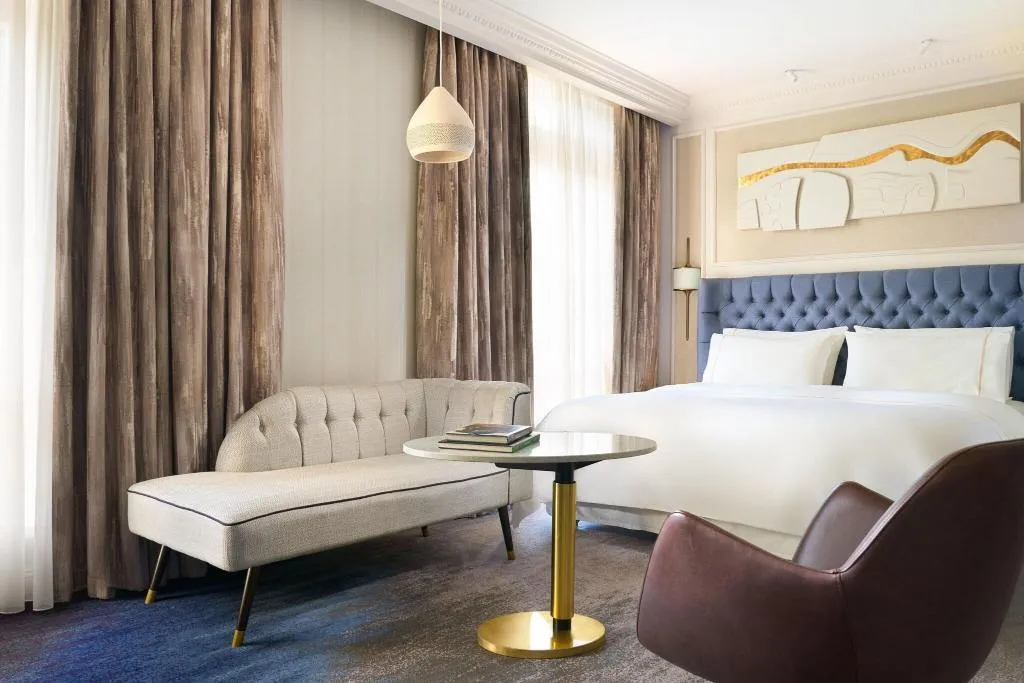 Room, The College Green Hotel Dublin, Autograph, Dublin