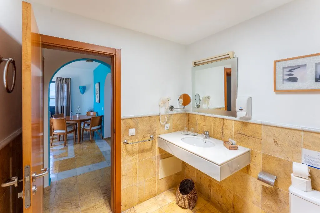 VILLA SEA VIEW TWO BEDROOMS Room, Vik  Coral Beach, Lanzarote
