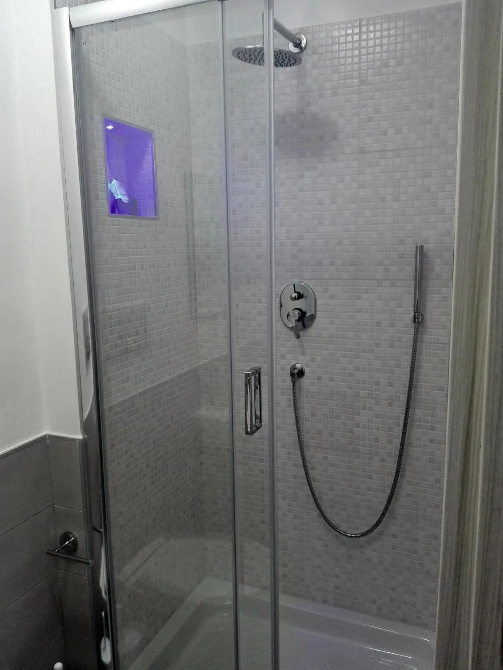 Room, Lotus Roma, Rome