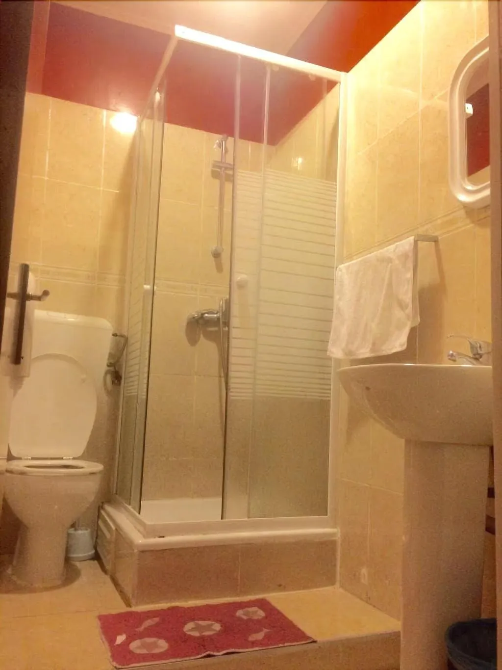 Room, Private Accommodation Hostel, Lisbon