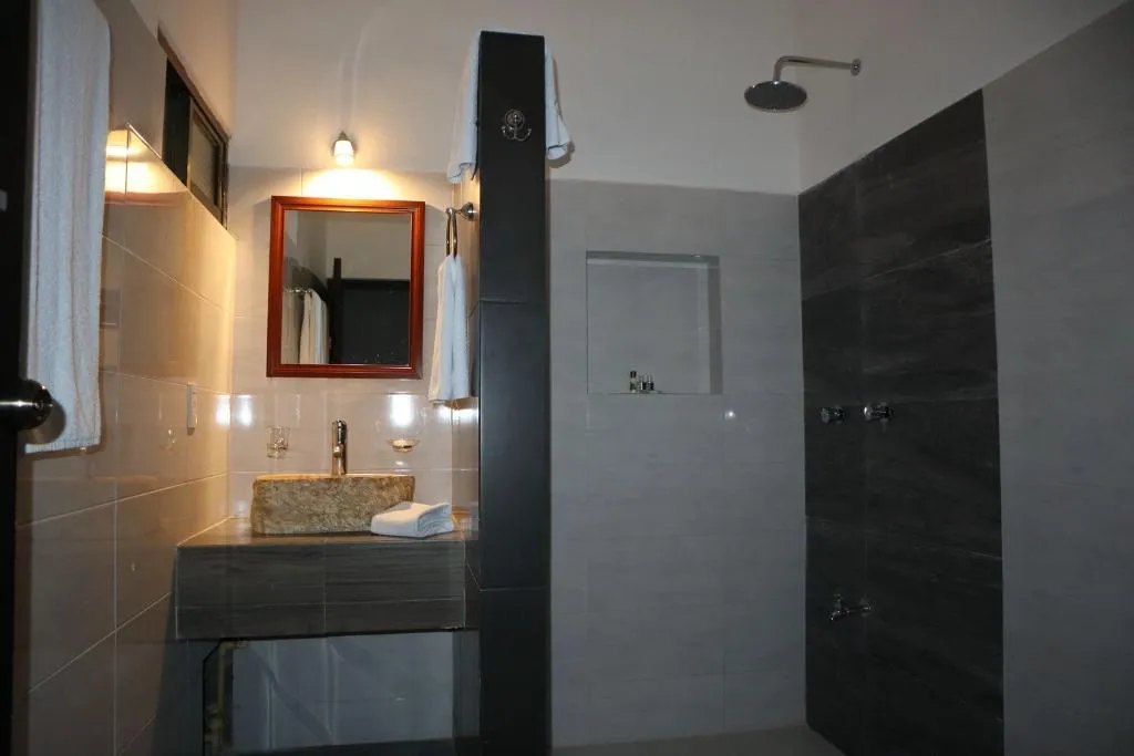 QUADRUPLE WITH DOUBLE BED Room, Hotel Zibahun, Cancun Area