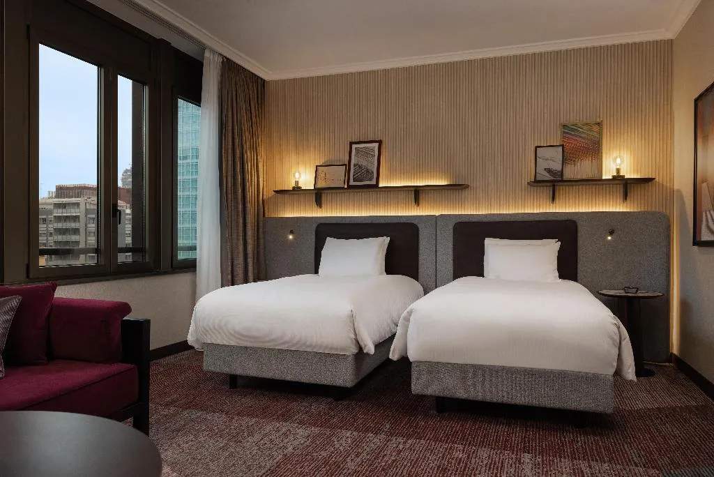 TWIN EXECUTIVE Room, Hilton Milan, Milan