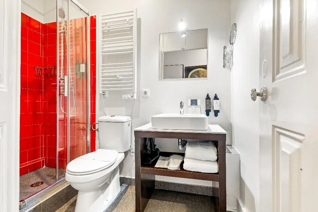 DOUBLE STANDARD Room, Casa Do Jasmim By Shiadu, Lisbon