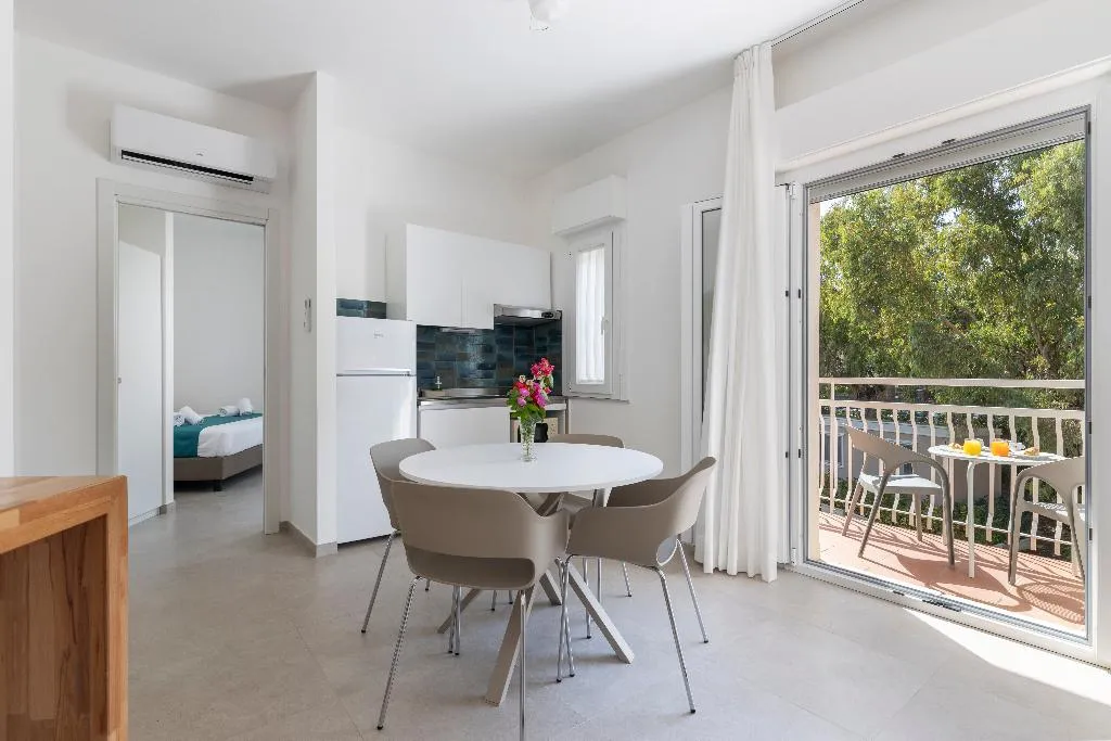 APARTMENT CAPACITY 4 Room, Residence Villa Giardini, Taormina