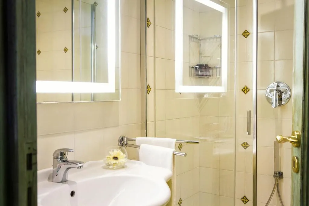 Room, Villa Ducale, Taormina