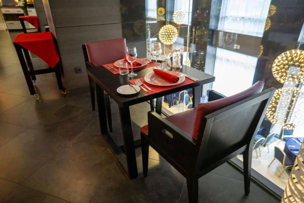 Restaurant, Royal Tulip City Center, Tangier