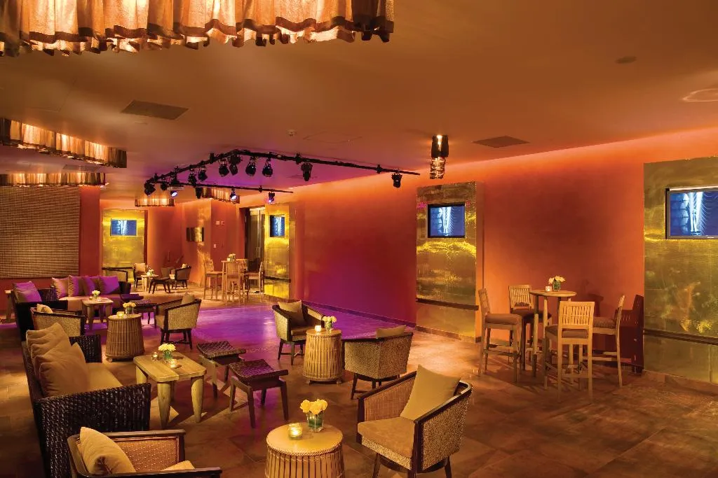 Bar, Dreams Riviera Cancun Resort and Spa, Cancun Area